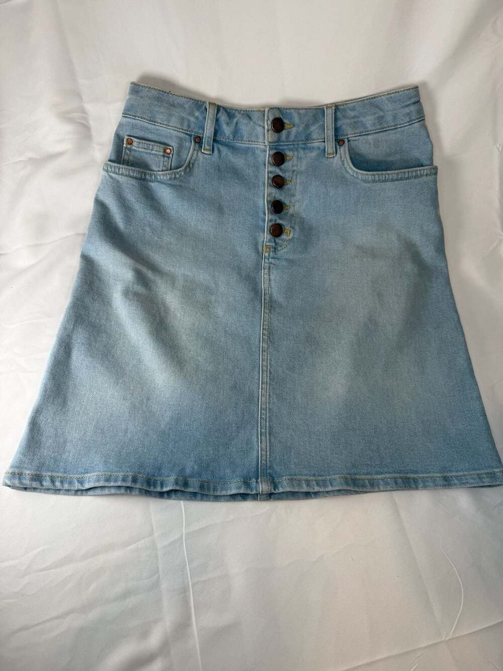 90’s Streetwear Boden Denim Button-Front Light Wash A-Line Mini Skirt